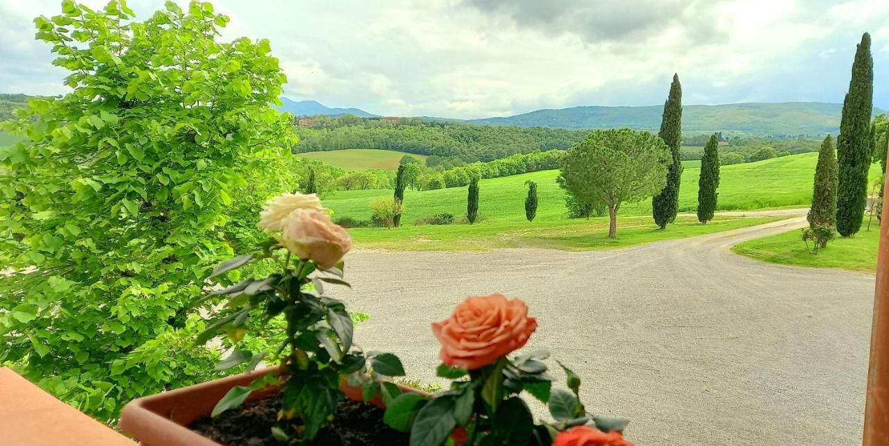 Agriturismo Casa Rossa Chianciano Terme Eksteriør billede